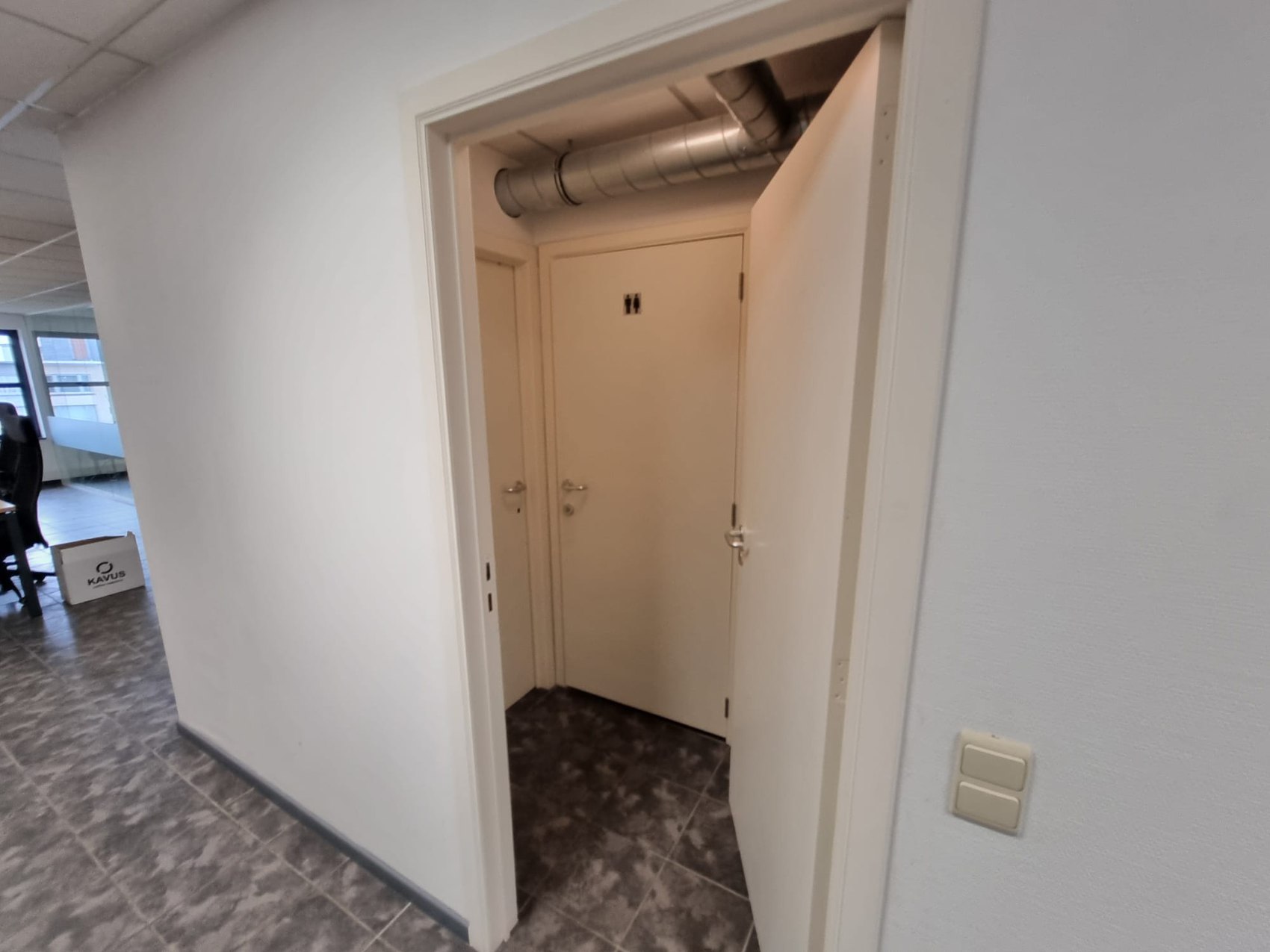 Toilet detail